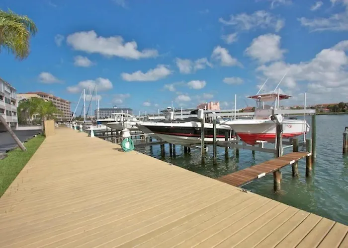 Bayway Shores 301 *