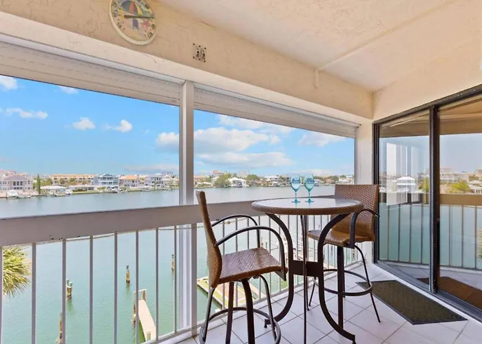 Bayway Shores 301 * Clearwater Beach