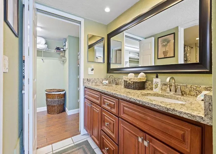 Bayway Shores 301