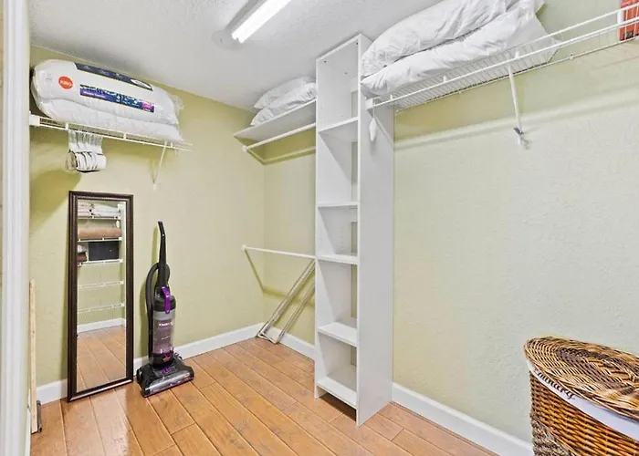 Bayway Shores 301 Apartment